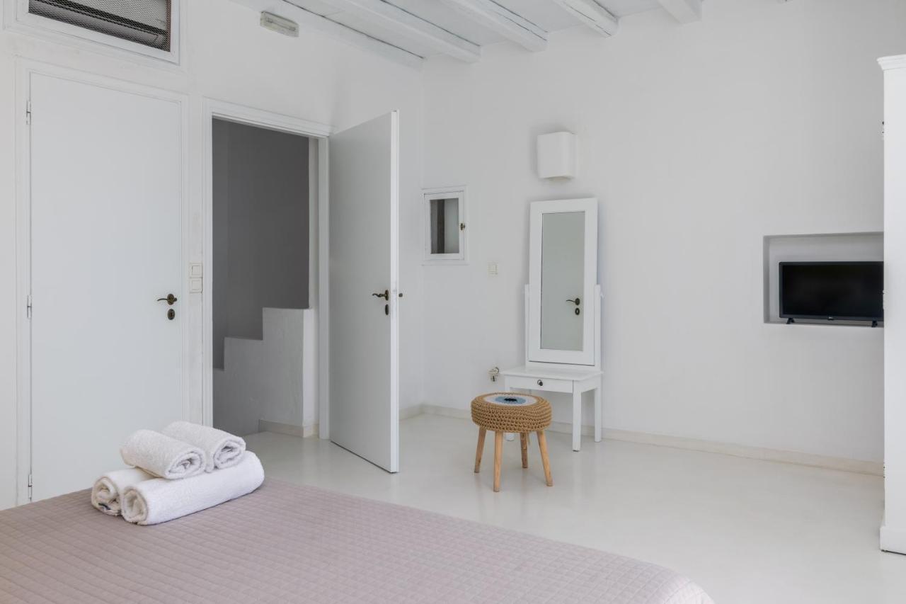 Thalassitra Private Pool Suites Adámasz Kültér fotó