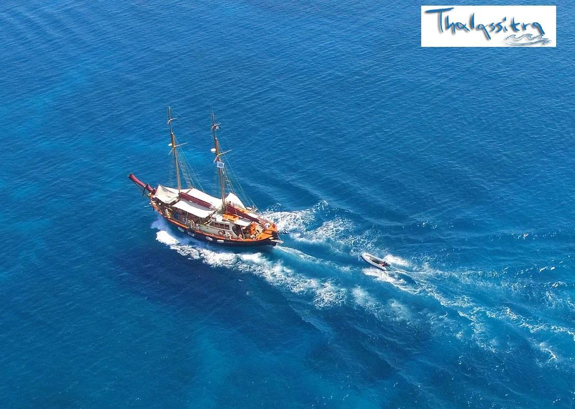 Thalassitra Private Pool Suites Adámasz Kültér fotó